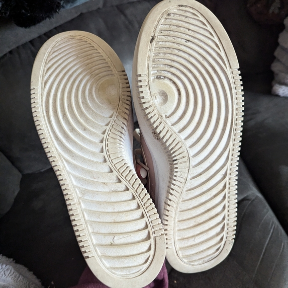 Nike Women's Court Vision Alta Shoes, size 9 - Picture 6 of 7